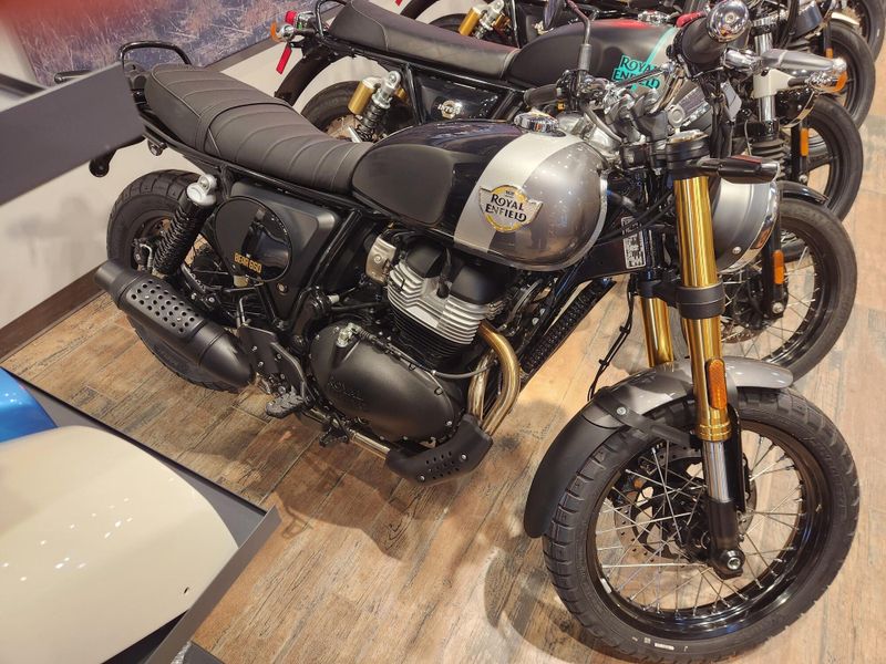 2025 Royal Enfield INT BEAR 650 Image 1