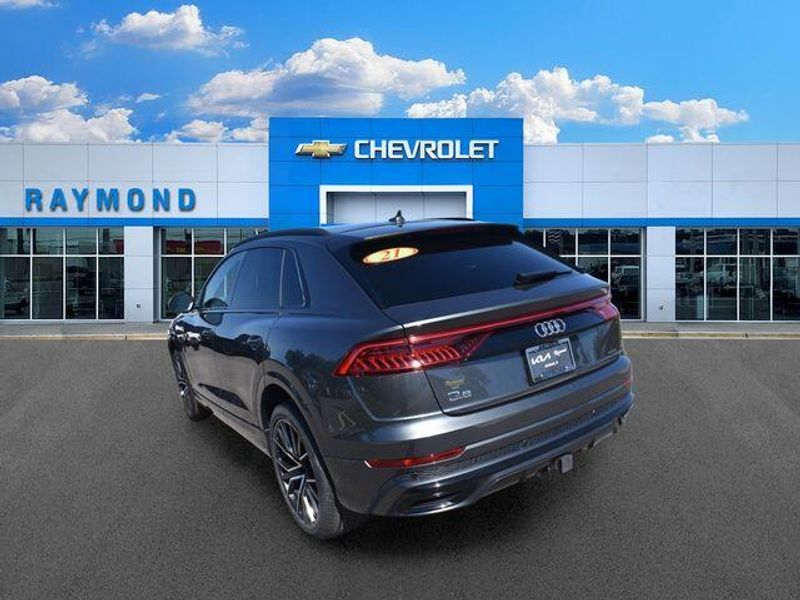 Used 2021 Audi Q8 55 Premium PlusImage 5
