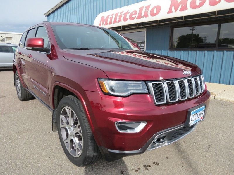 Used 2018 Jeep Grand Cherokee Limited Sterling Edition with VIN 1C4RJFBG1JC118169 for sale in Fairmont, Minnesota