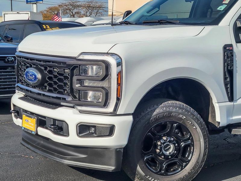 2024 Ford F-250 XL photo 2