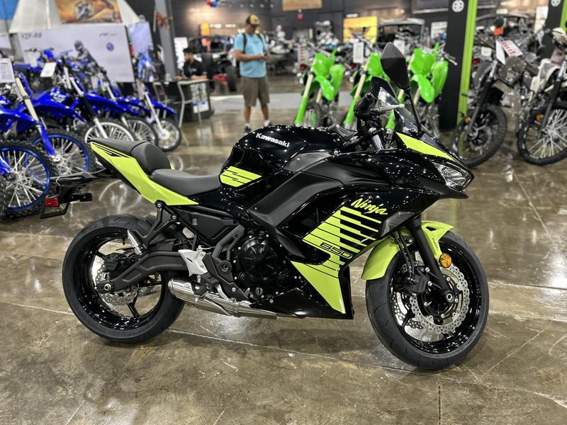 New 2026 Kawasaki NINJA 650 ABS Image 3