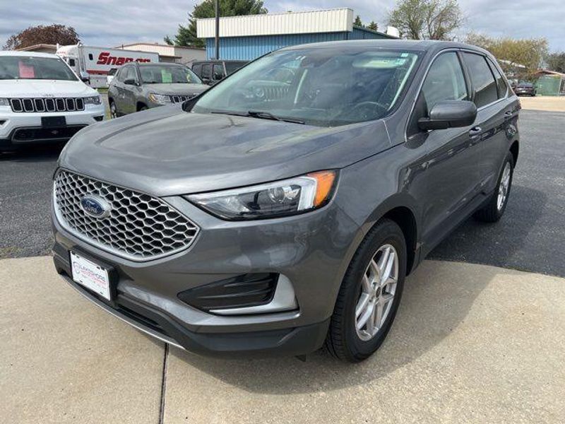 2024 Ford Edge SELImage 3
