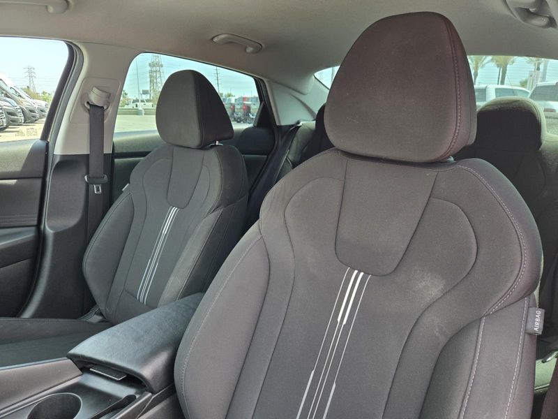 Used 2022 Hyundai Elantra SEL IVT