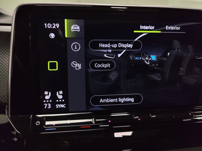 Used 2025 Volkswagen Atlas Cross Sport SEL R-Line Black AWD w/Sunroof/NavImage 21