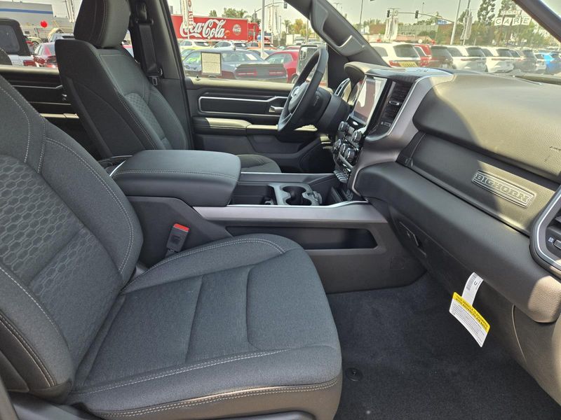 New 2026 RAM 1500 Big Horn Crew Cab 4x2 5'7' Box