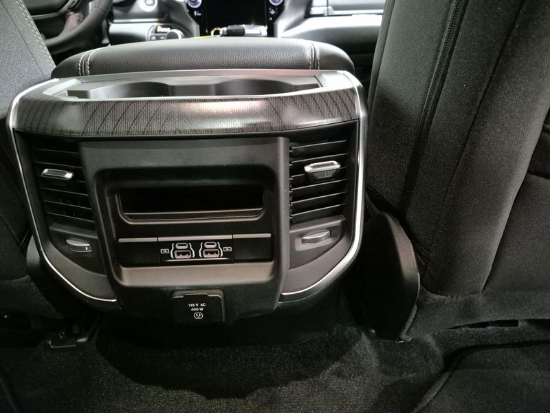 2025 RAM 1500 Big Horn Crew Cab 4x4 5