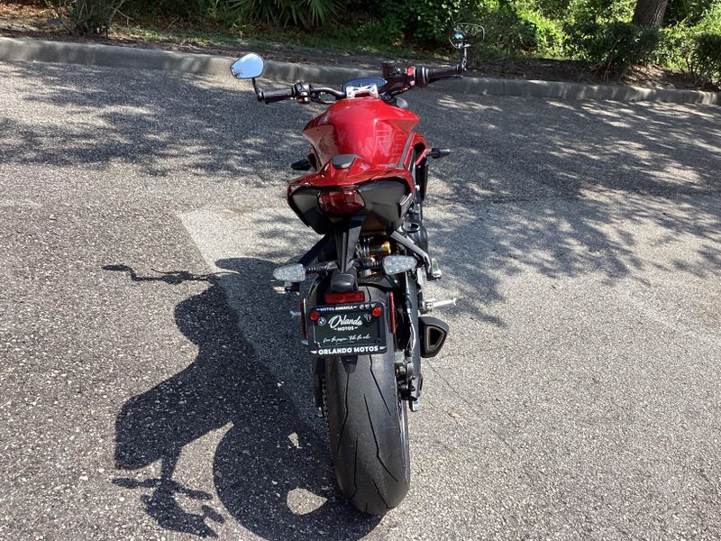 2025 Triumph Street Triple 765 RS