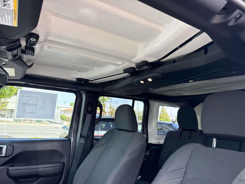 New 2025 Jeep Wrangler 4xE Willys 4xe
