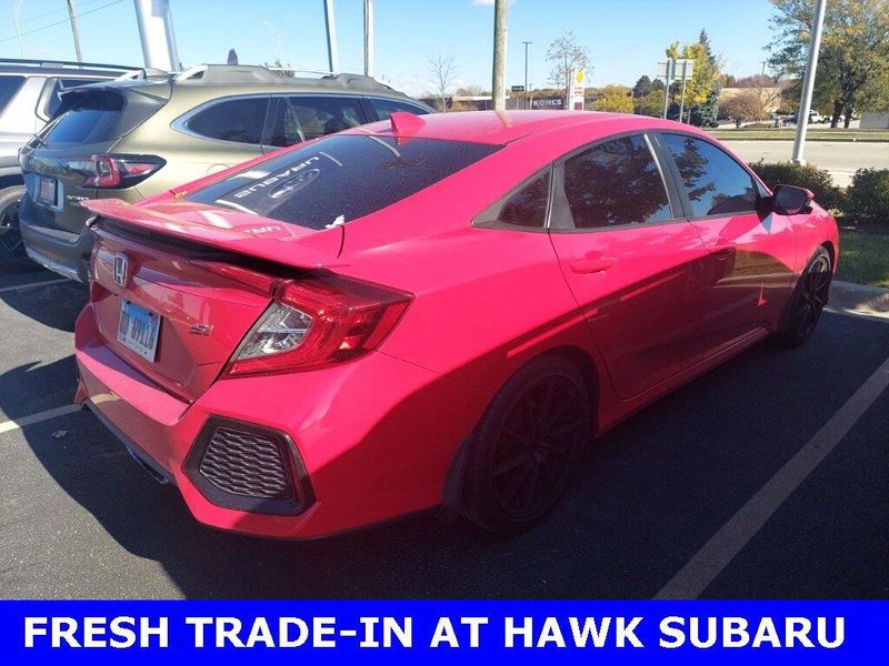 2019 Honda Civic Si photo 2