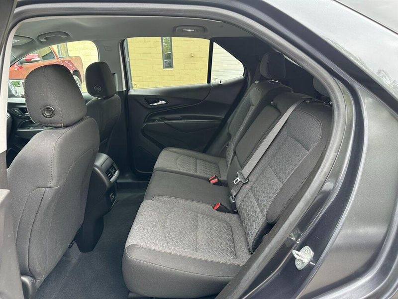 2022 Chevrolet Equinox LT photo 19