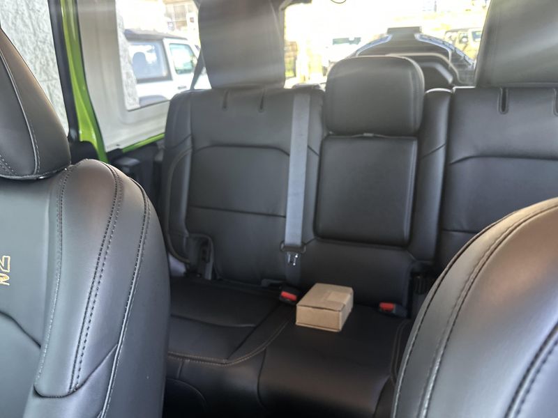 New 2025 Jeep Wrangler 4-door Rubicon 392Image 30