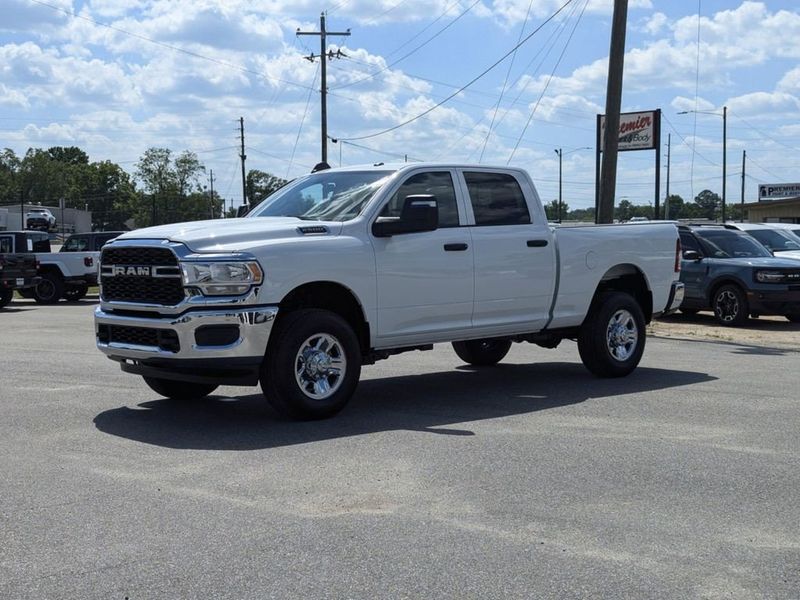 2024 RAM 2500 Tradesman Crew Cab 4x4 6