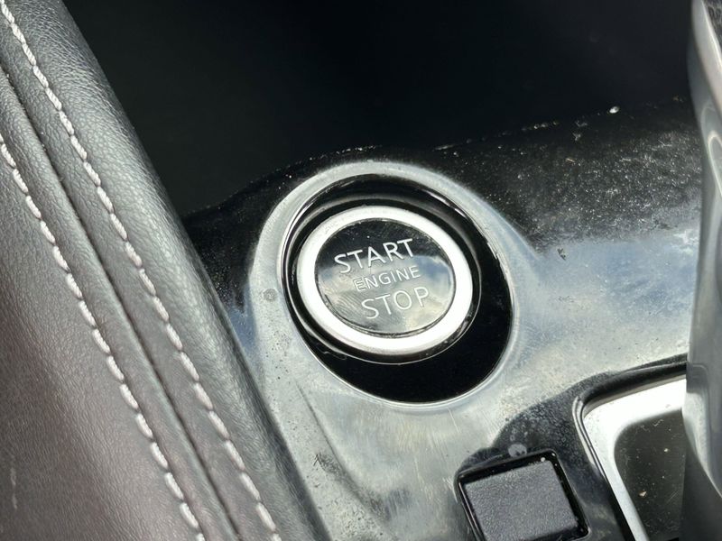 2018 Nissan Kicks SVImage 23
