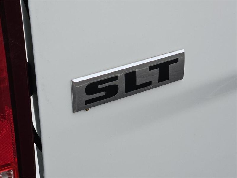 2022 RAM 1500 Classic SLTImage 8