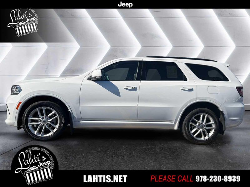 2022 Dodge Durango GT Plus photo 3