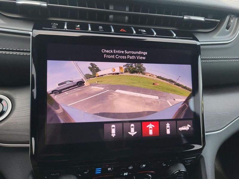 2025 Jeep Grand Cherokee L Limited 4x4Image 20
