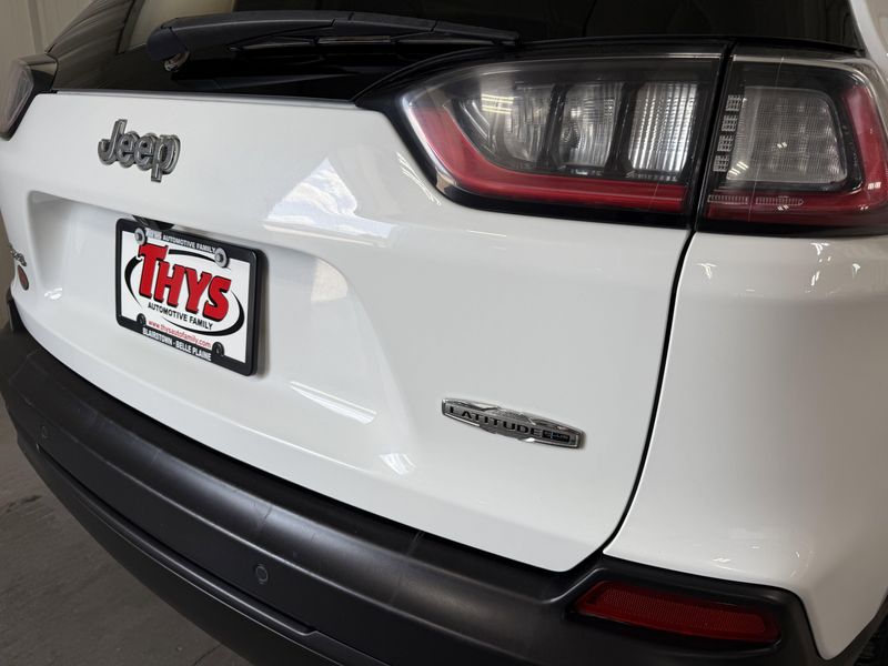 Used 2021 Jeep Cherokee Latitude PlusImage 6