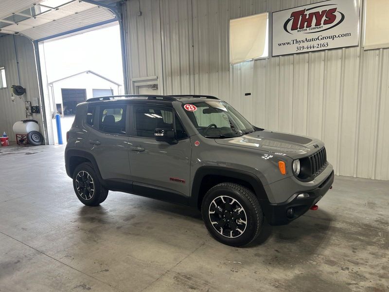 2023 Jeep Renegade TrailhawkImage 3