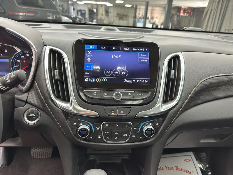 Used 2024 Chevrolet Equinox PremierImage 11
