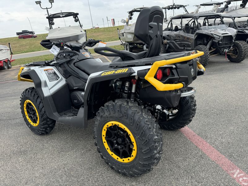 2024 Can-Am OUTLANDER MAX XTP 850 HYPER SILVER AND NEO YELLOWImage 9