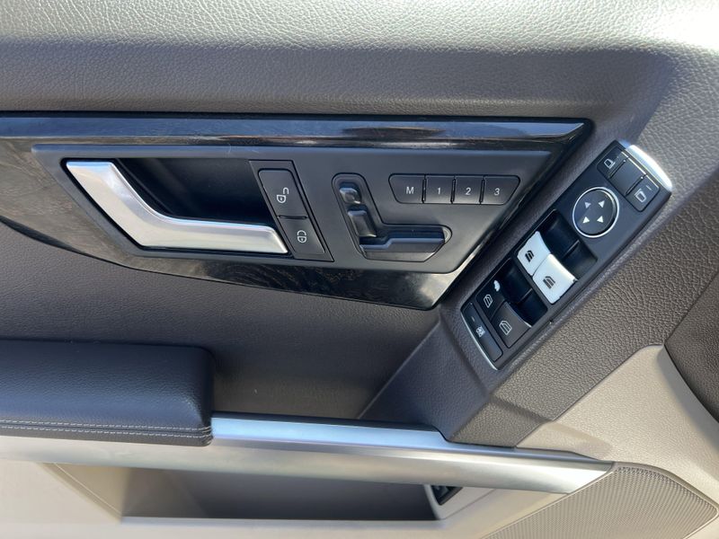 Used 2015 Mercedes-Benz GLK-Class GLK 350Image 6