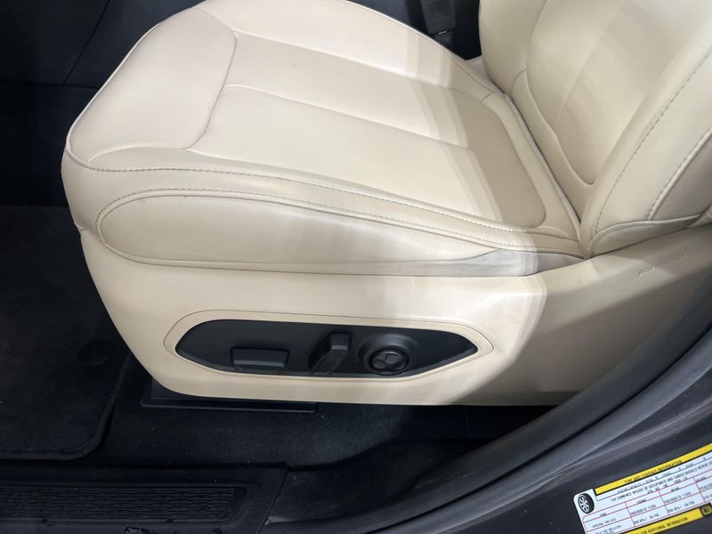 Used 2025 Jeep Grand Cherokee LimitedImage 18