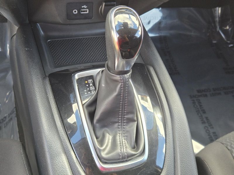 Used 2022 Nissan Rogue Sport FWD S