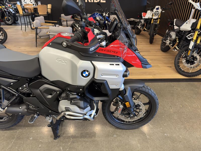 2026 BMW R 1300 GS Adventure - RACING RED 