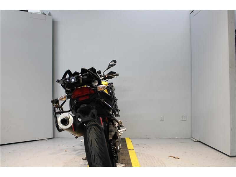 2011 BMW F800R Image 3