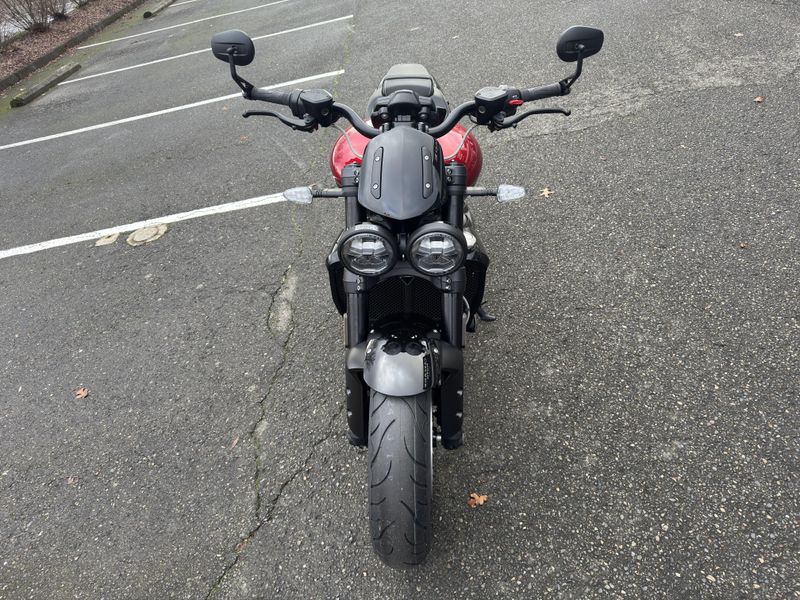 2025 Triumph Rocket 3 Storm R - CARNIVAL RED - SAPPHIRE BLACK