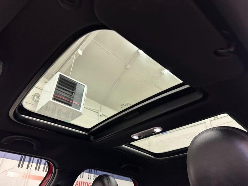 2018 MINI Countryman BaseImage 24