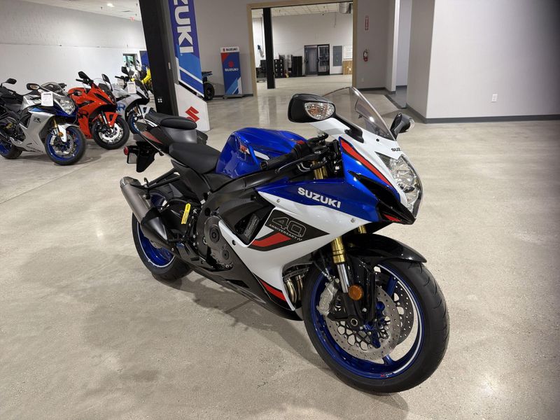 New 2026 Suzuki GSX-R750Z 40TH ANNIVERSARY EDITION Image 11