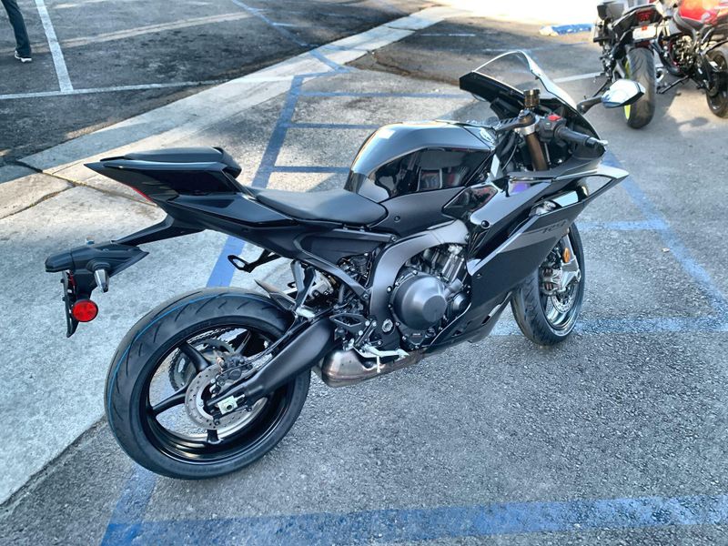 New 2025 Yamaha YZF-R9 Image 24