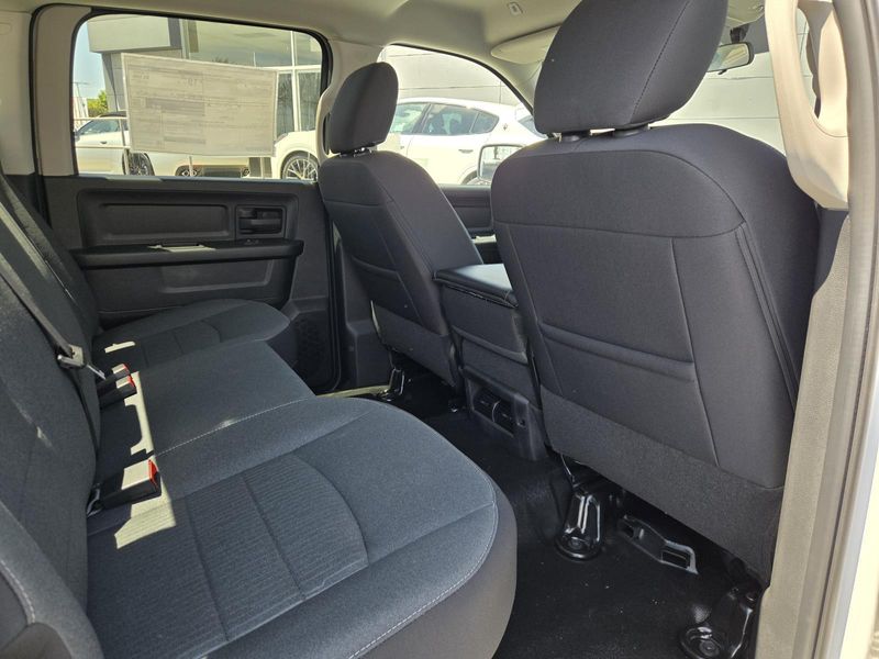 New 2024 RAM 1500 Classic Tradesman Crew Cab 4x4 5'7' Box
