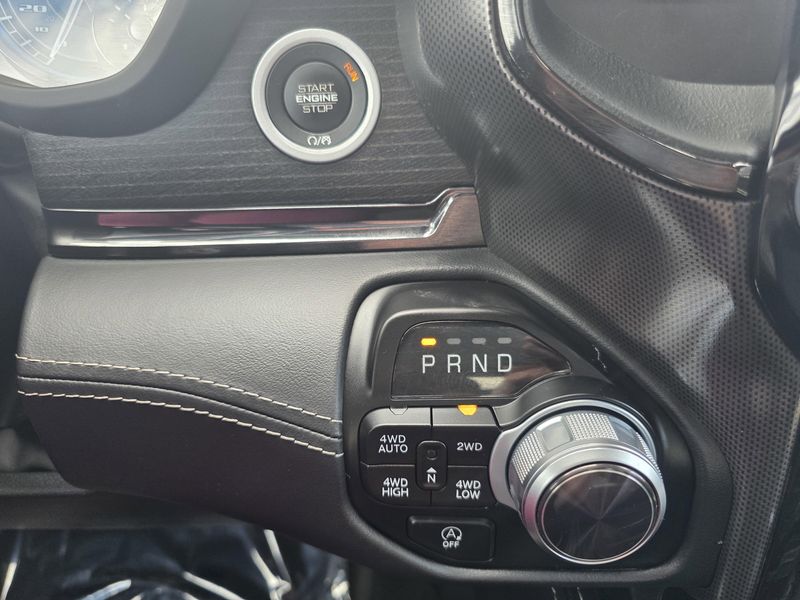 Used 2022 RAM 1500 LimitedImage 30