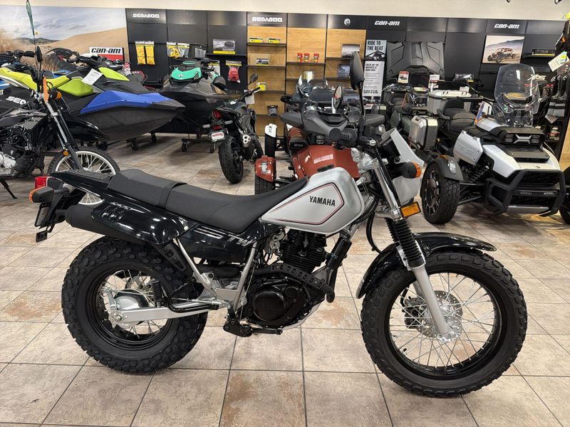 New 2027 Yamaha TW200 Image 18