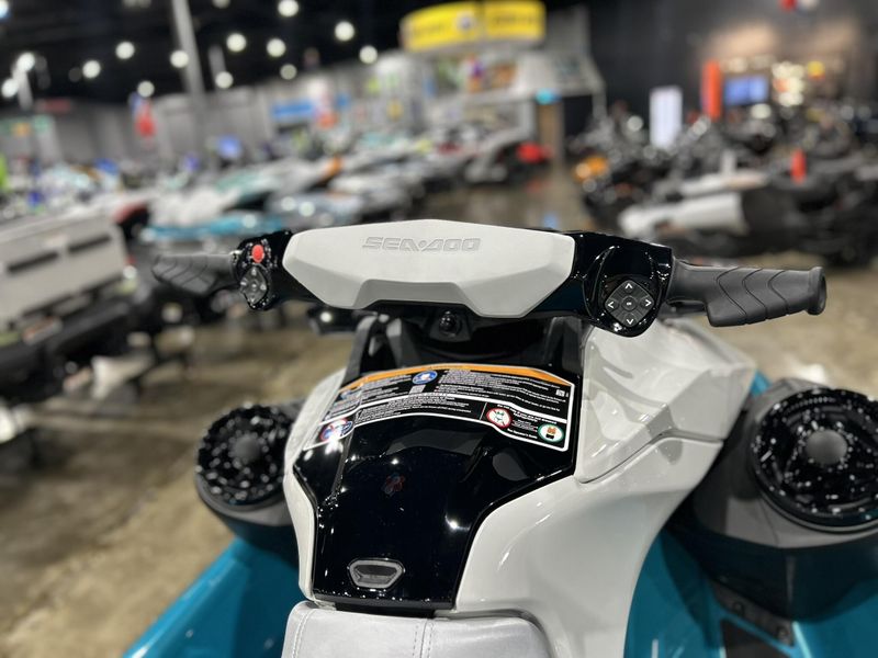 New 2025 Sea-Doo GTI SE 170 (SOUND SYSTEM) Image 16