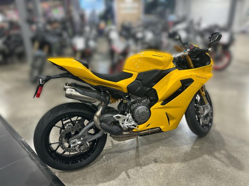 New 2026 Ducati PANIGALE V2 S Image 13