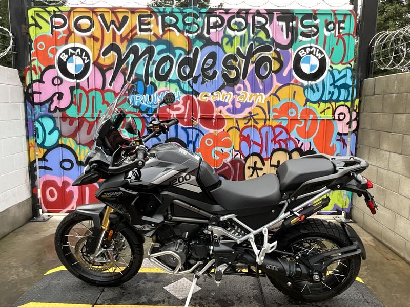 2023 Triumph TIGER 1200 in a SAPPHIRE BLACK exterior color. BMW Motorcycles of Modesto 209-524-2955 bmwmotorcyclesofmodesto.com 