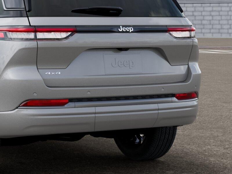 New 2026 Jeep Grand Cherokee Limited Reserve 4x4Image 13