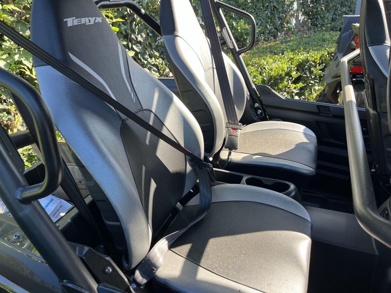 New 2025 Kawasaki TERYX4 S LE Image 16