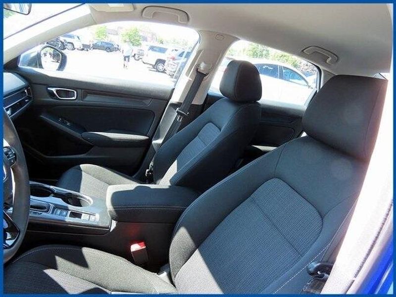 2024 Honda Civic LX photo 13
