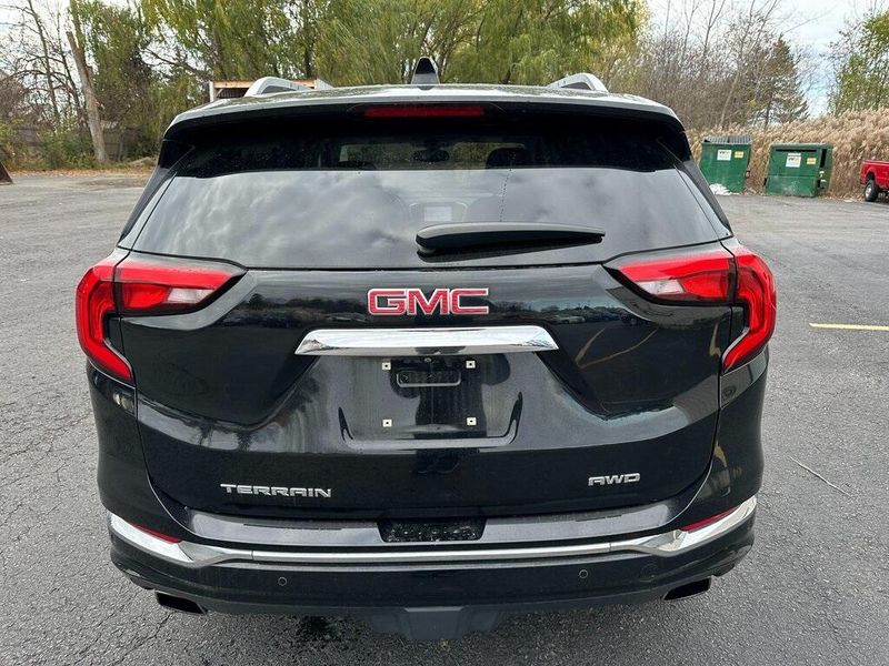 2019 GMC Terrain DenaliImage 15