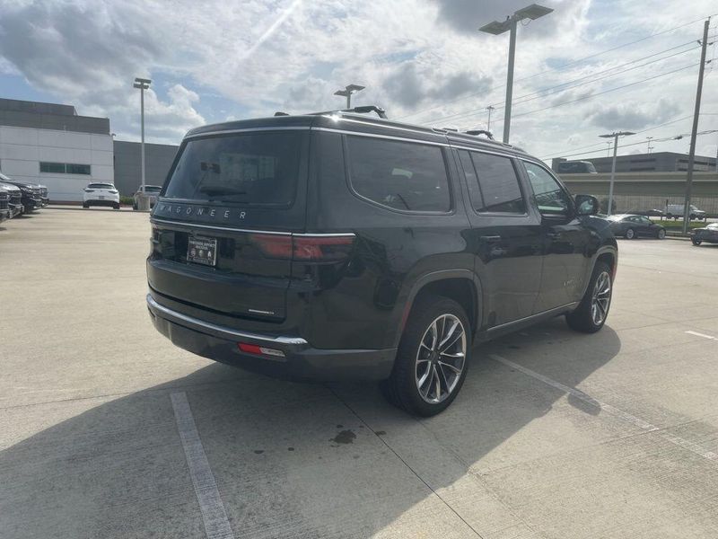 2022 Jeep Wagoneer Series IIIImage 5
