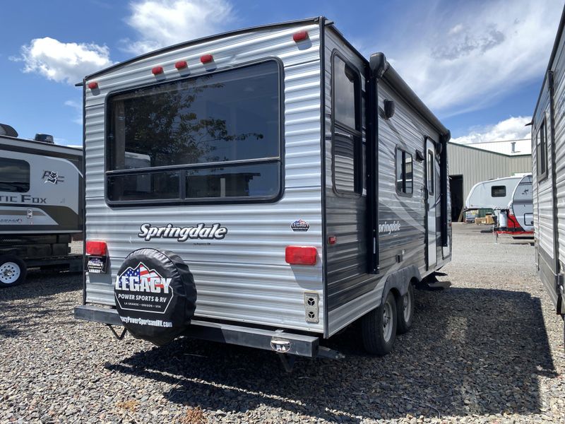 Used 2017 SPRINGDALE 179QB Image 2