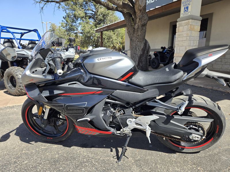 USED 2023 CFMOTO 450SS Image 4