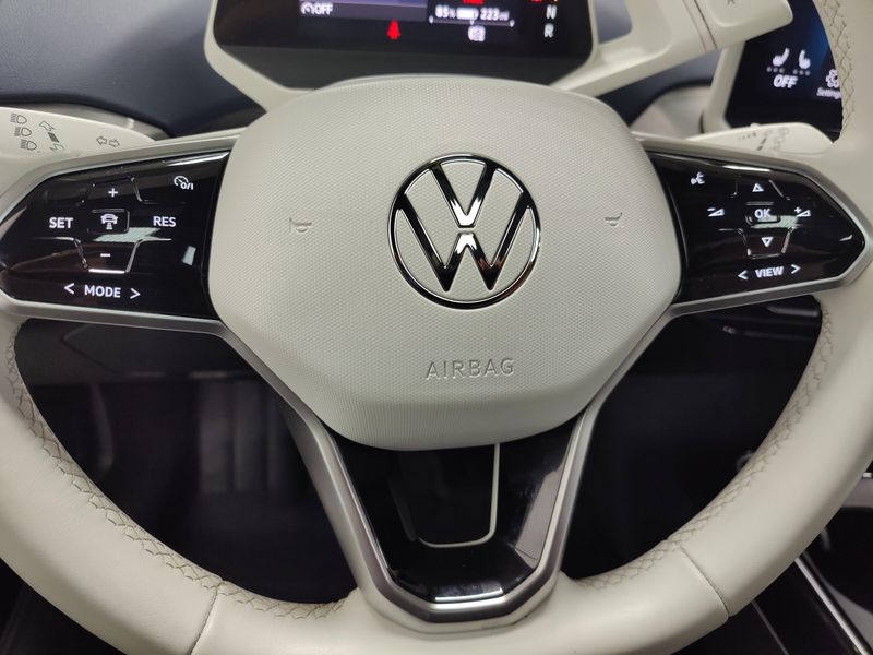 2023 Volkswagen ID.4 Pro S AWD 82kW w/Glass RoofImage 29