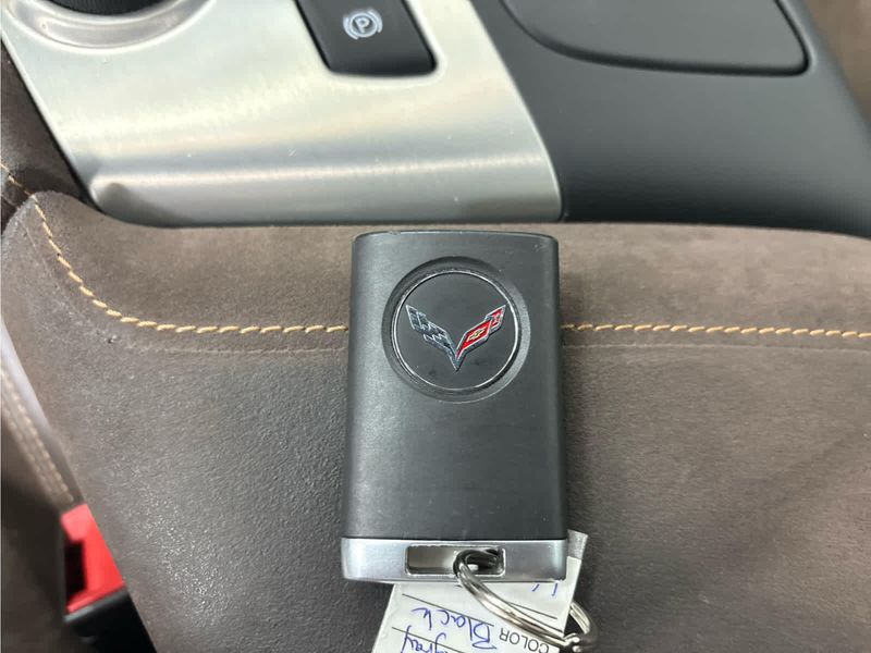 2015 Chevrolet Corvette Stingray 3LT Z51 photo 39