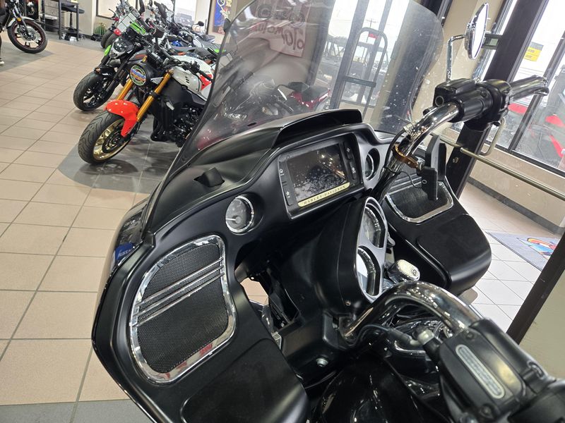 2017 Harley-Davidson ROAD GLIDE ULTRA LIMITED Image 20