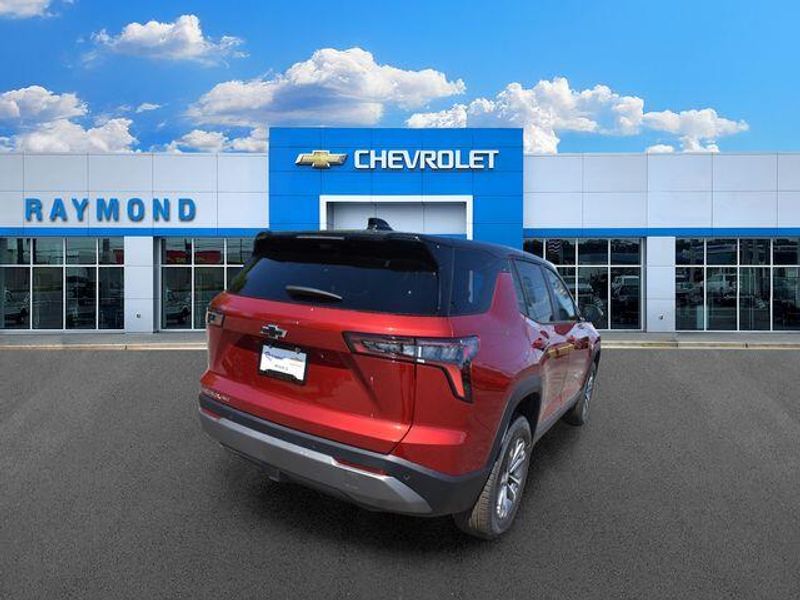 New 2026 Chevrolet Equinox LTImage 4